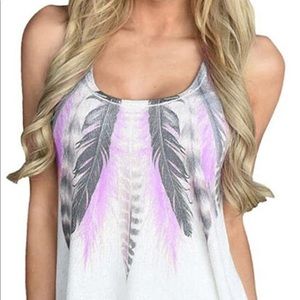 NWOT- Feather Sleeveless Shirt